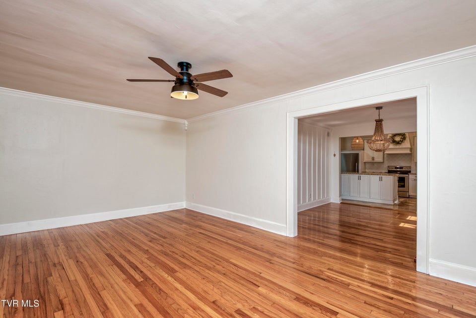 Photo #15: 363 Sandalwood Drive