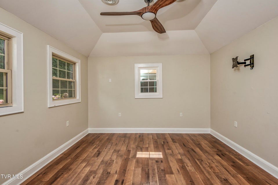 Photo #29: 363 Sandalwood Drive