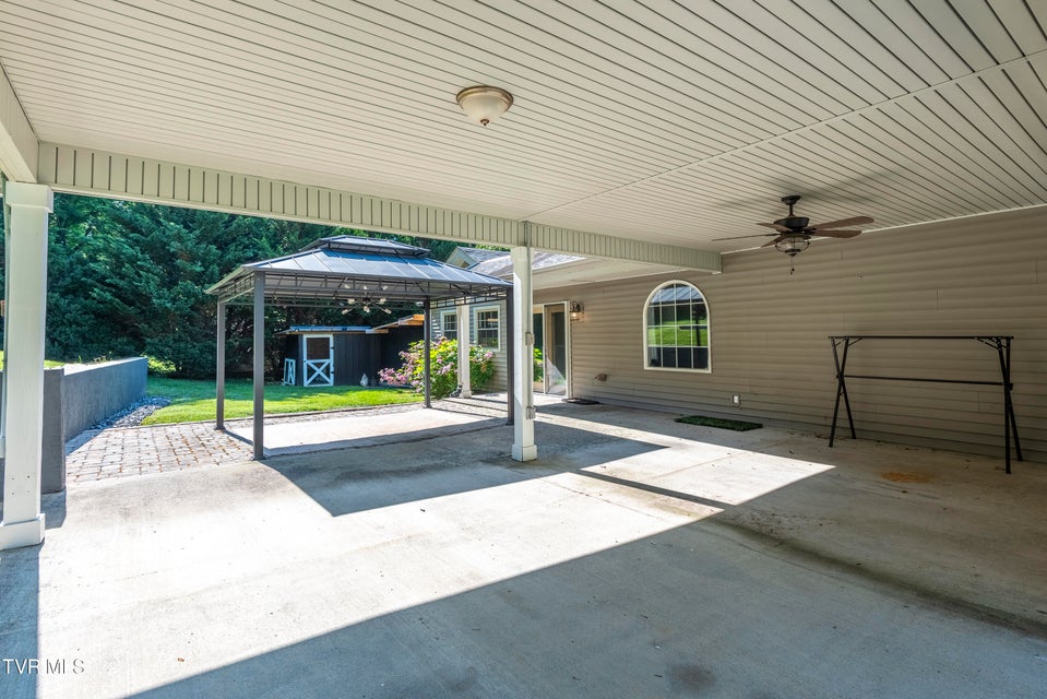Photo #8: 363 Sandalwood Drive