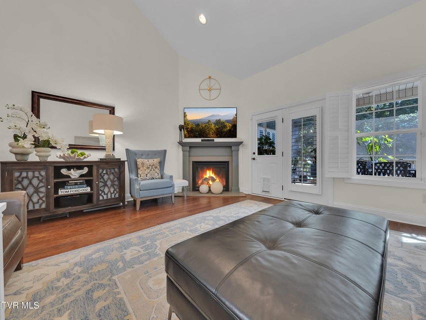 Photo #9: 1022 Providence Grove Way