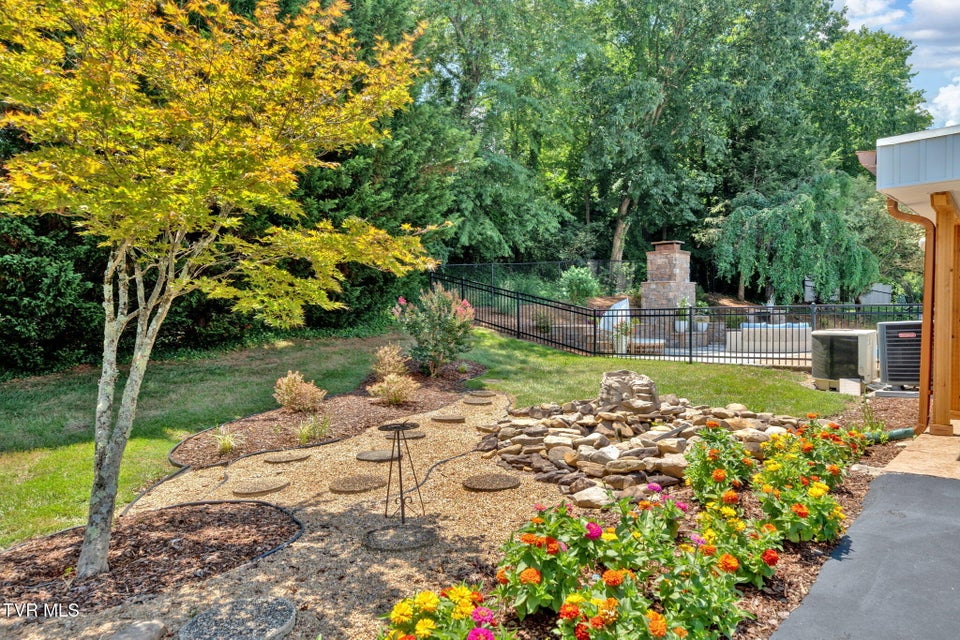 Photo #3: 1620 Fairway Drive Drive
