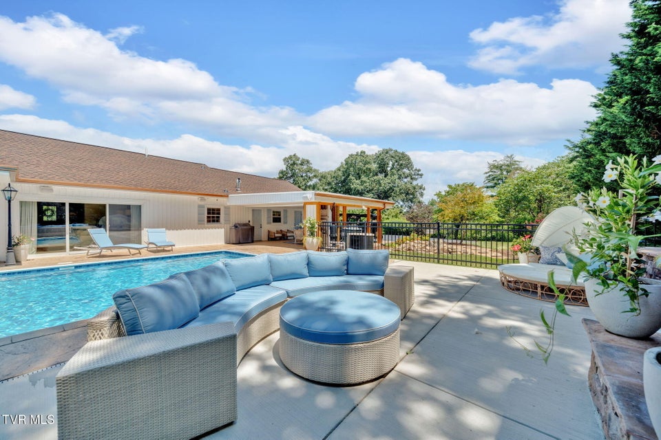 Photo #34: 1620 Fairway Drive Drive