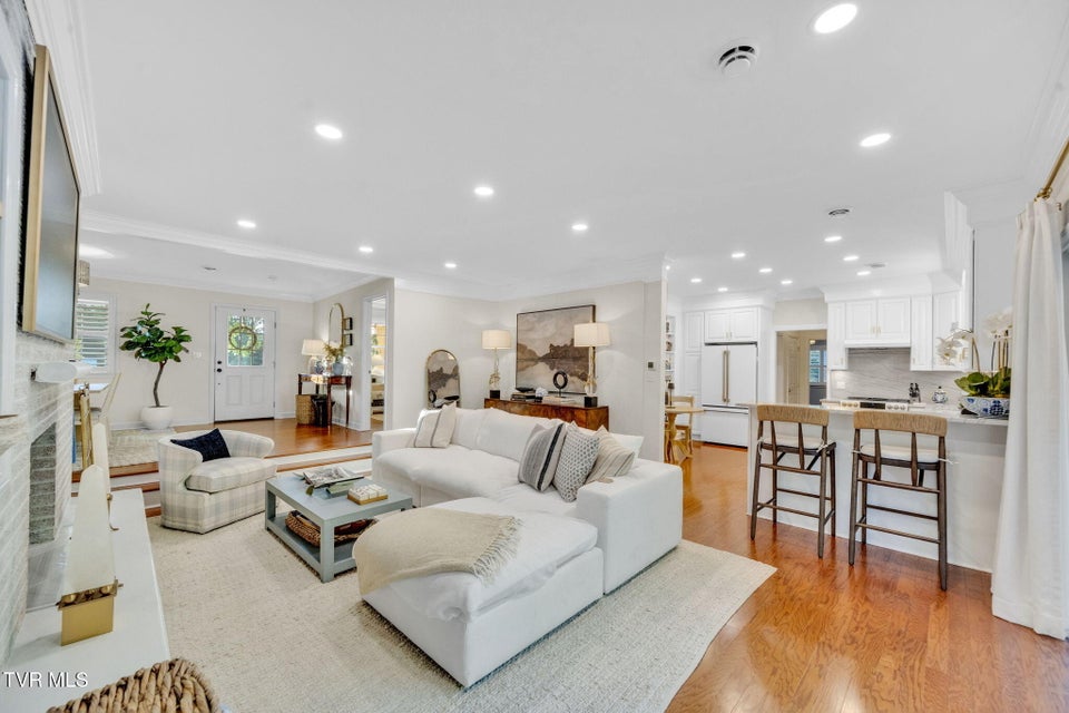Photo #6: 1620 Fairway Drive Drive
