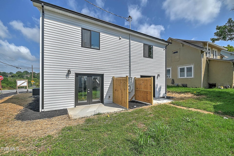 Photo #52: 1101 Rhode Island Avenue