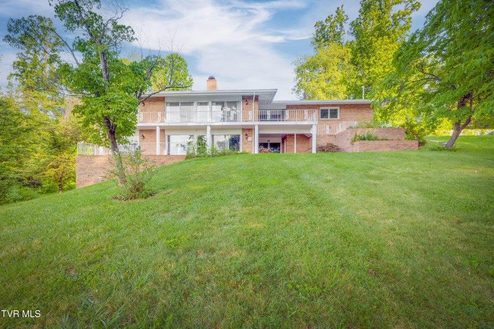 Photo #2: 501 Smith Lane