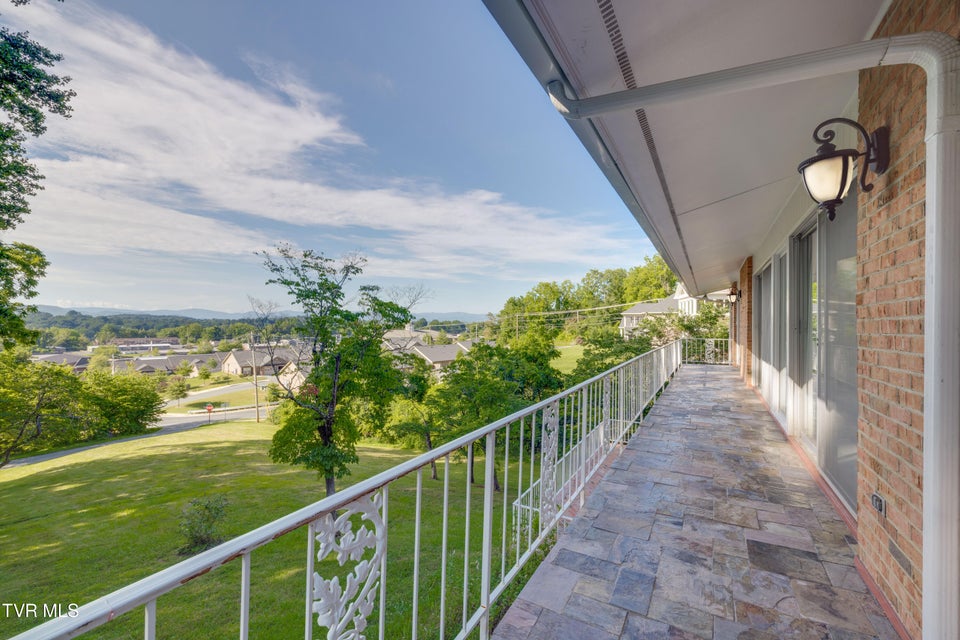 Photo #10: 501 Smith Lane