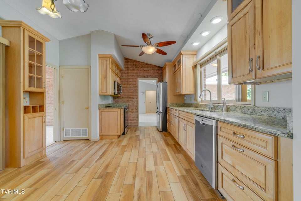 Photo #12: 501 Smith Lane