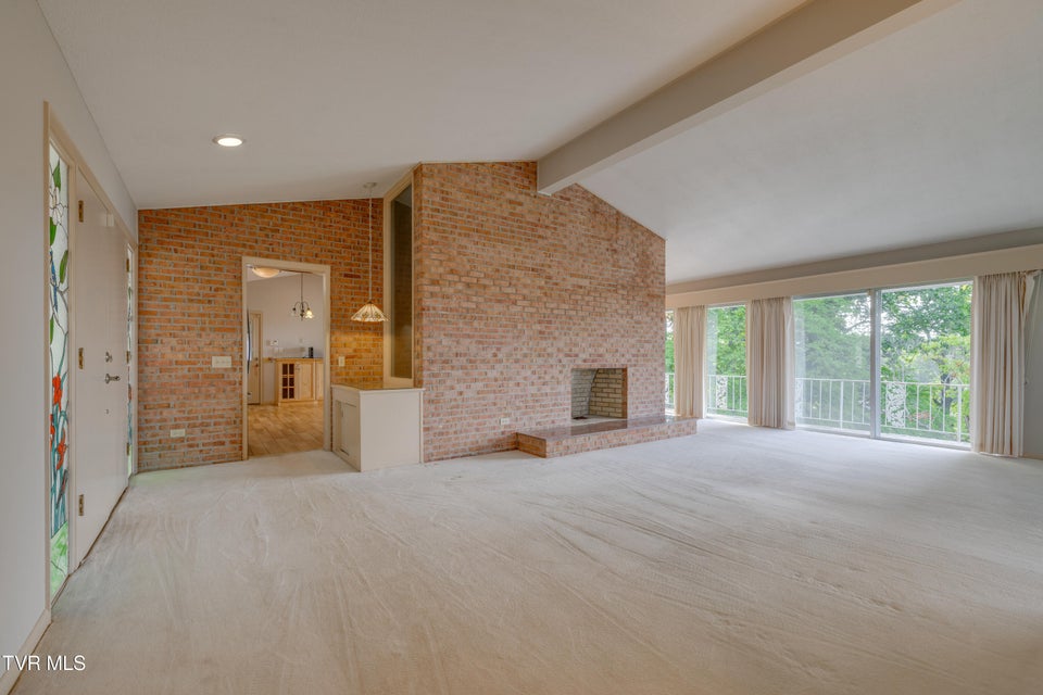 Photo #19: 501 Smith Lane