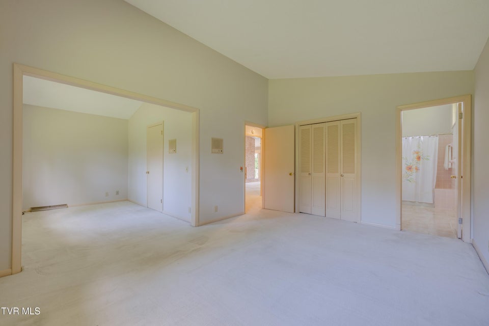 Photo #27: 501 Smith Lane