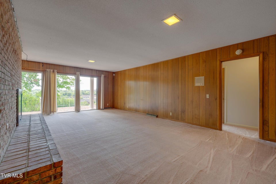 Photo #32: 501 Smith Lane