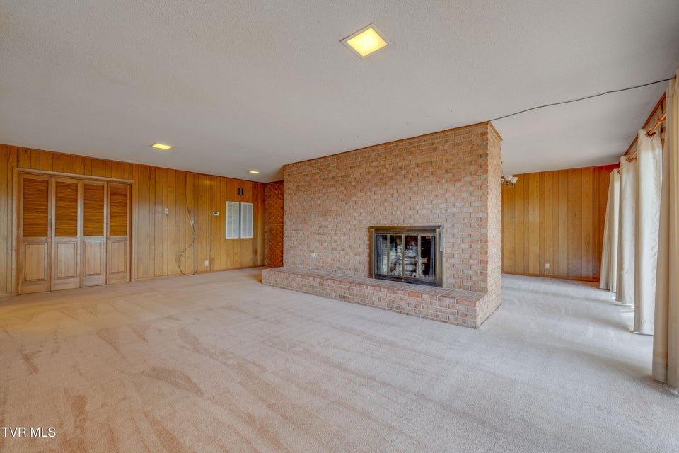 Photo #34: 501 Smith Lane