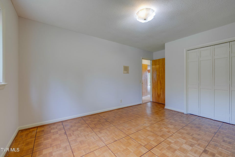 Photo #48: 501 Smith Lane