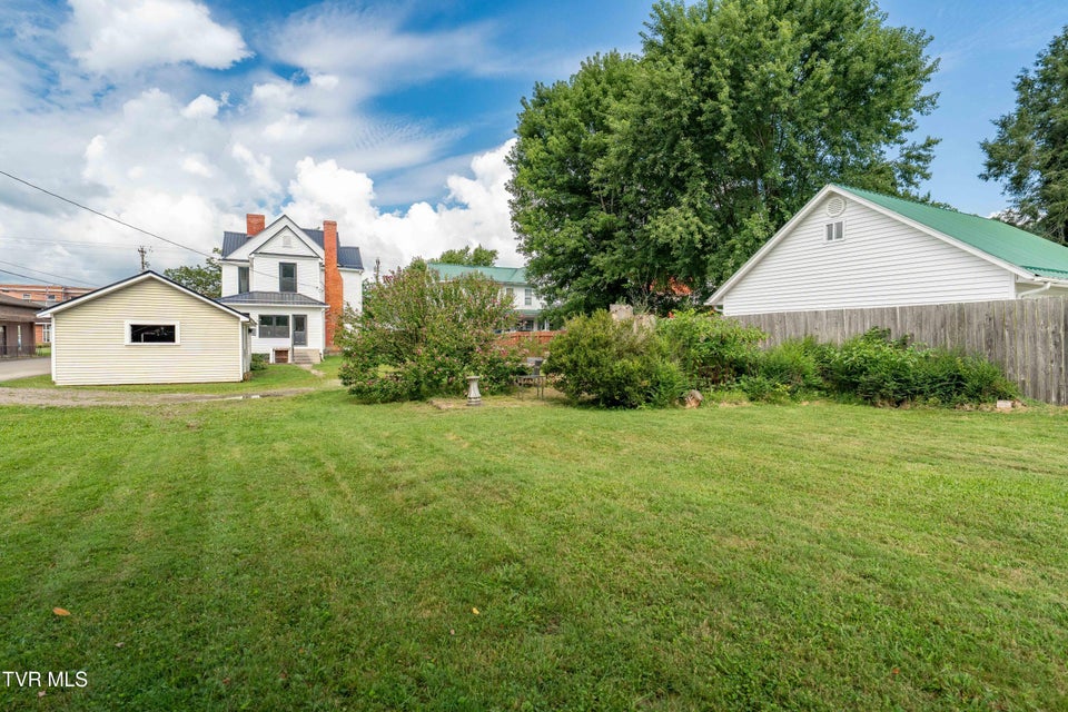 Photo #23: 216 Church Street