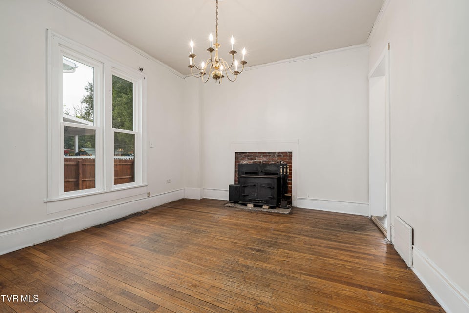 Photo #29: 216 Church Street