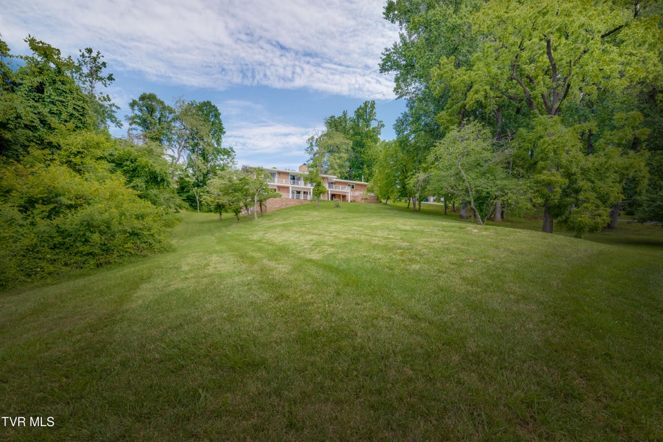 Photo #3: 501 Smith Lane