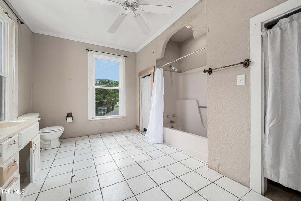 Photo #53: 216 Church Street