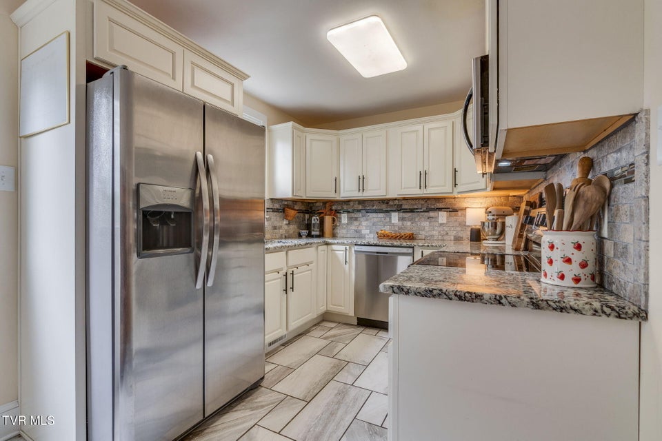 Photo #10: 2220 Cypress Street