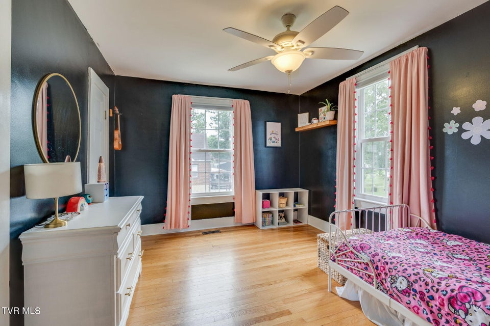 Photo #16: 2220 Cypress Street