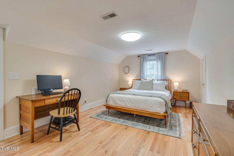 Photo #18: 2220 Cypress Street