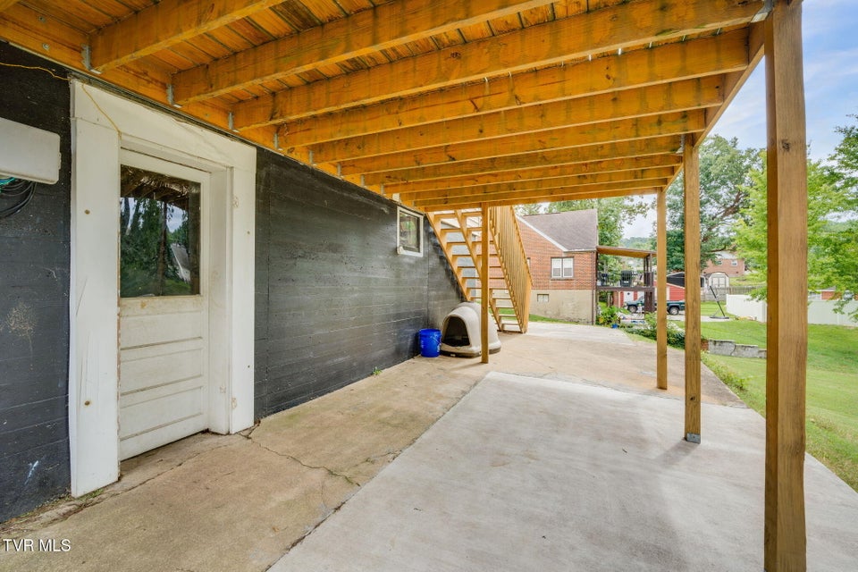 Photo #27: 2220 Cypress Street