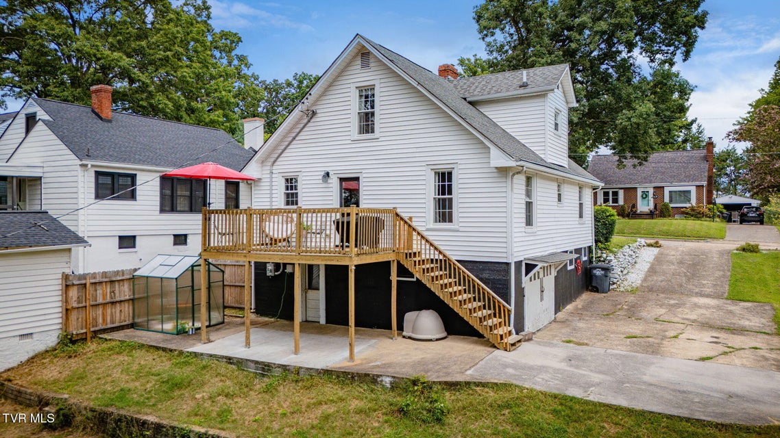 Photo #31: 2220 Cypress Street