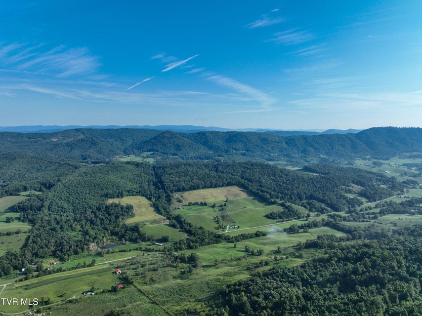 Photo #53: 284 Railroad Avenue