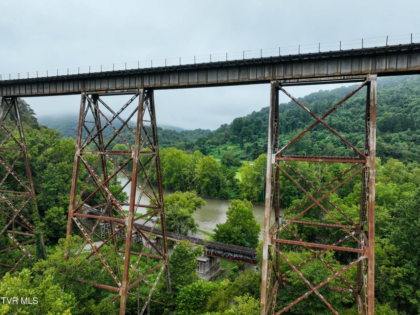 Photo #56: 284 Railroad Avenue