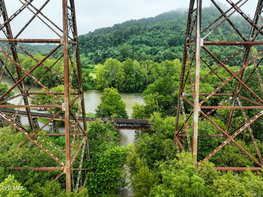 Photo #58: 284 Railroad Avenue