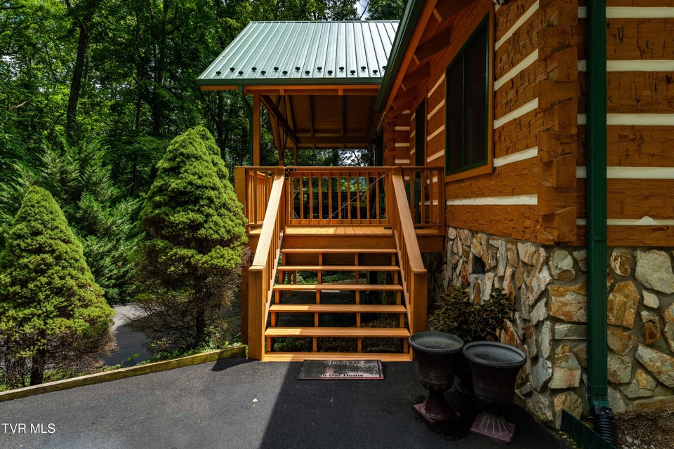 Photo #9: 291 Ivy Wood Lane