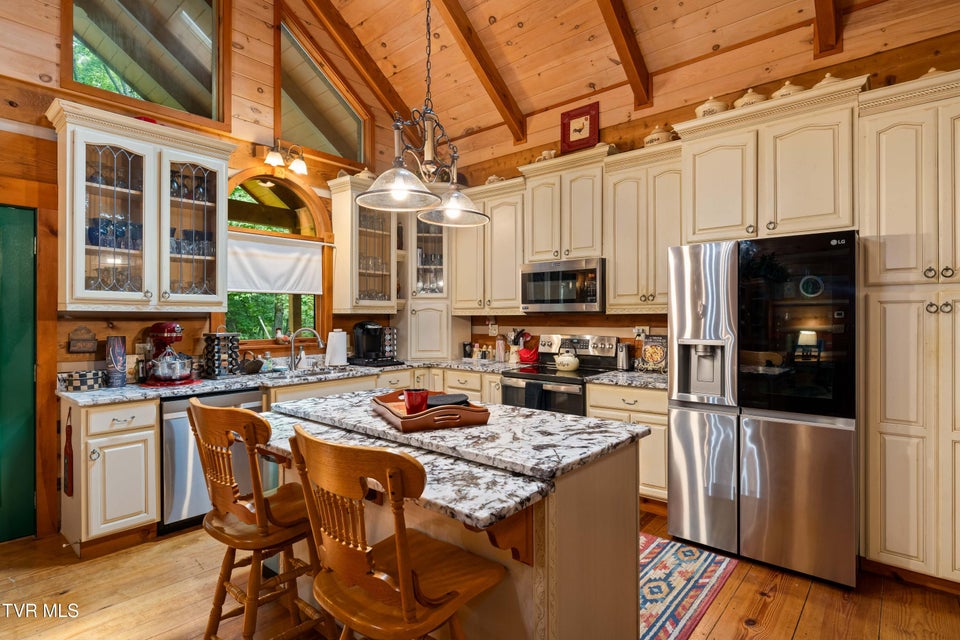 Photo #36: 291 Ivy Wood Lane