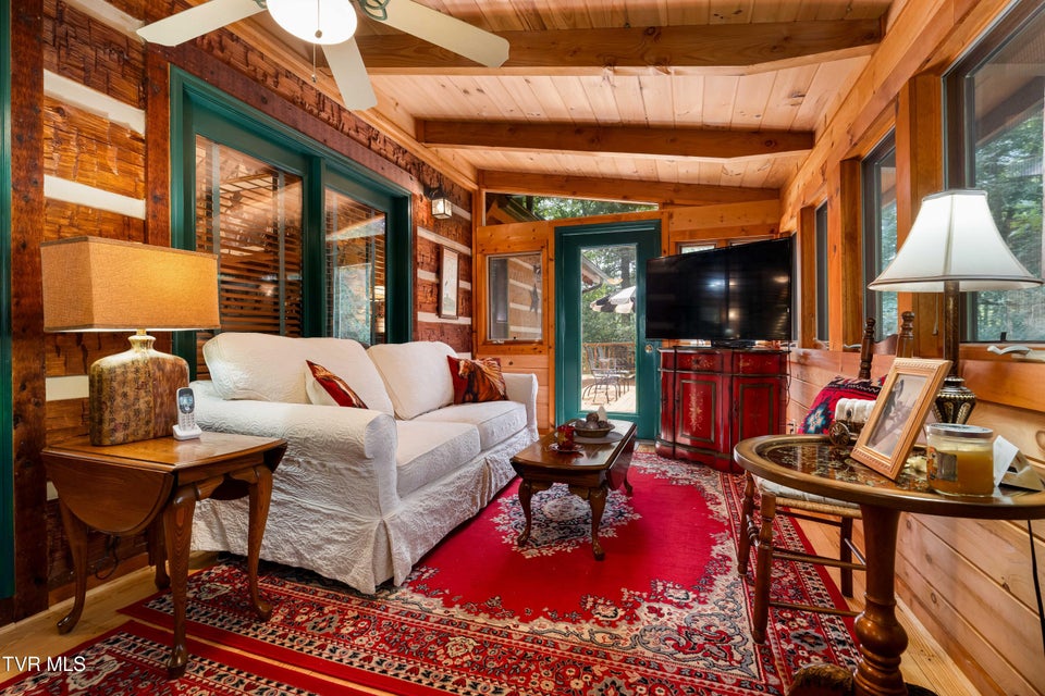 Photo #41: 291 Ivy Wood Lane