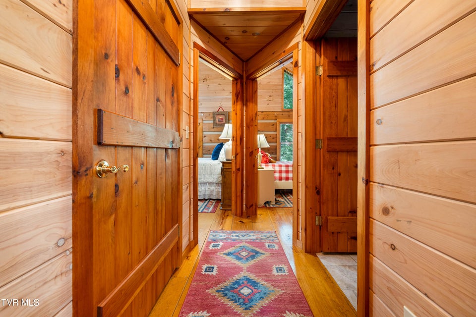 Photo #42: 291 Ivy Wood Lane