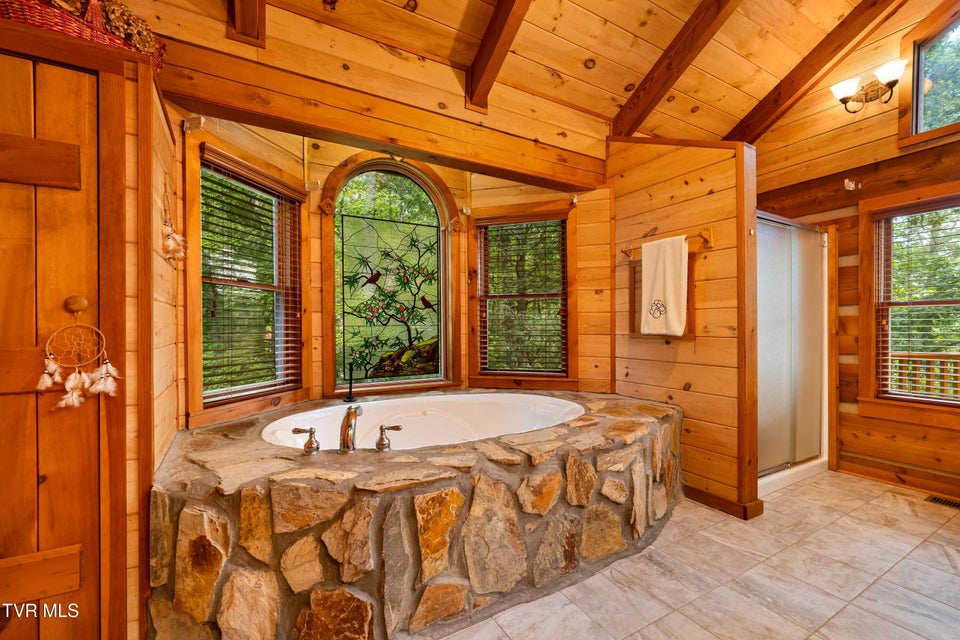 Photo #53: 291 Ivy Wood Lane