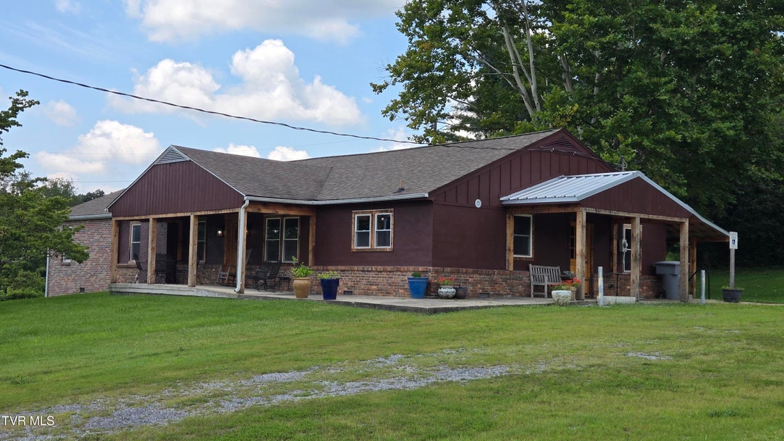 Photo #55: 2616 Volunteer Parkway