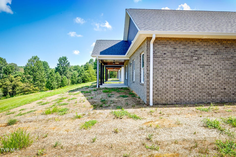 Photo #27: 155 Marigold Lane