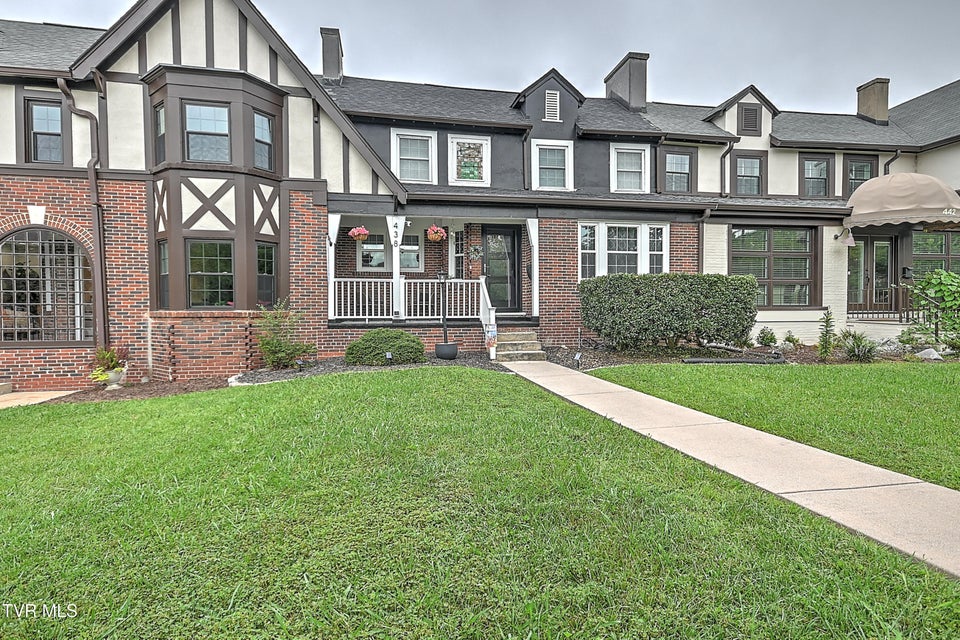 Photo #2: 438 Shelby Street