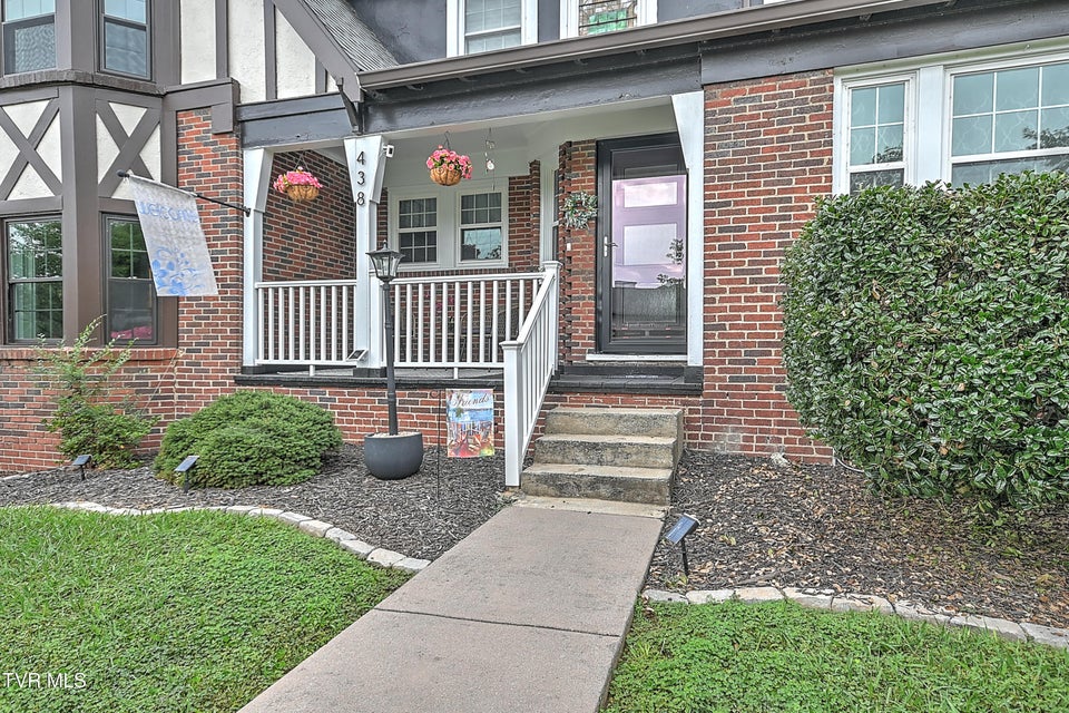 Photo #3: 438 Shelby Street