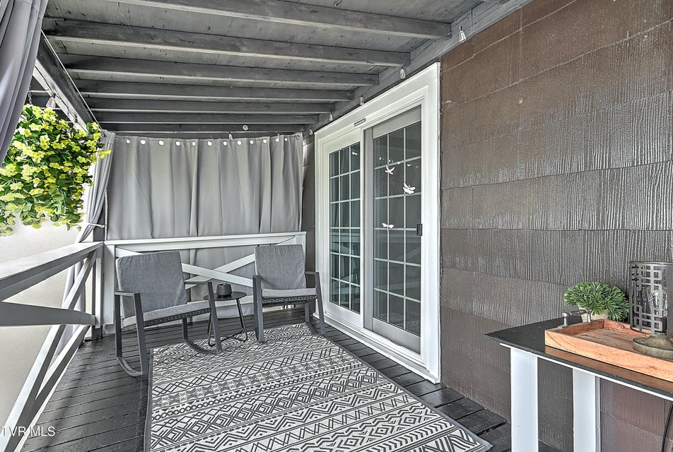 Photo #49: 438 Shelby Street