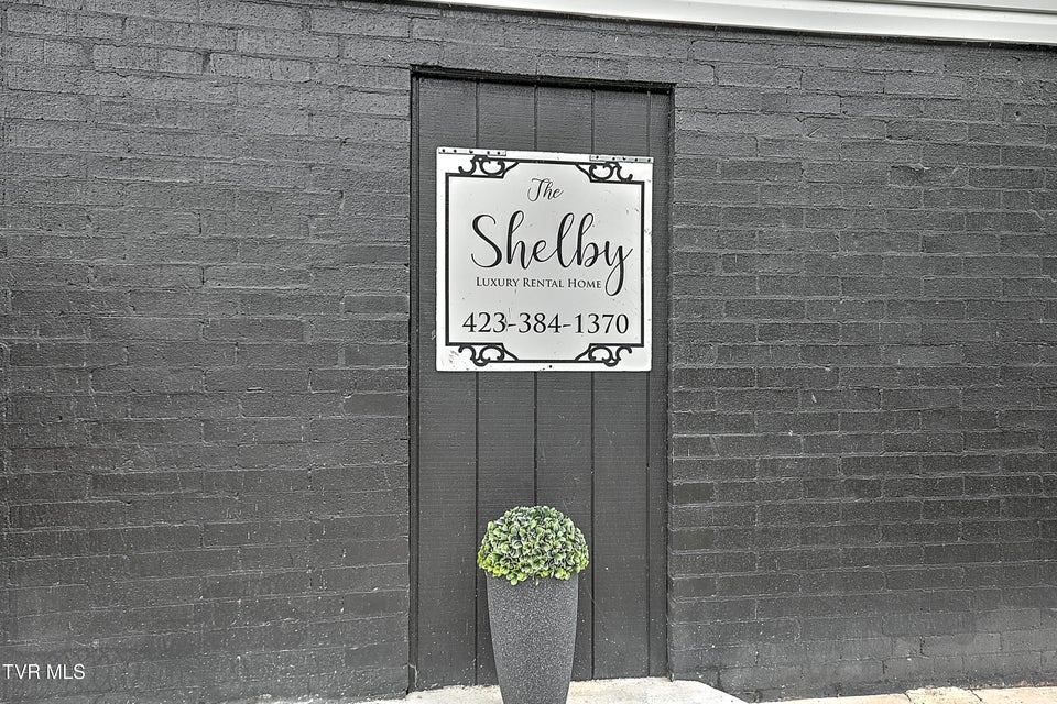 Photo #55: 438 Shelby Street