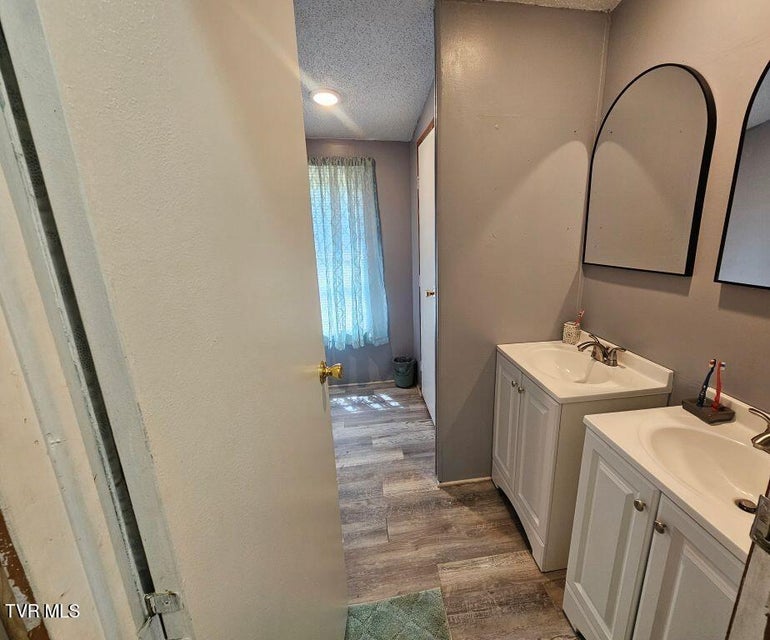 Photo #23: 17508 Dreamers Lane