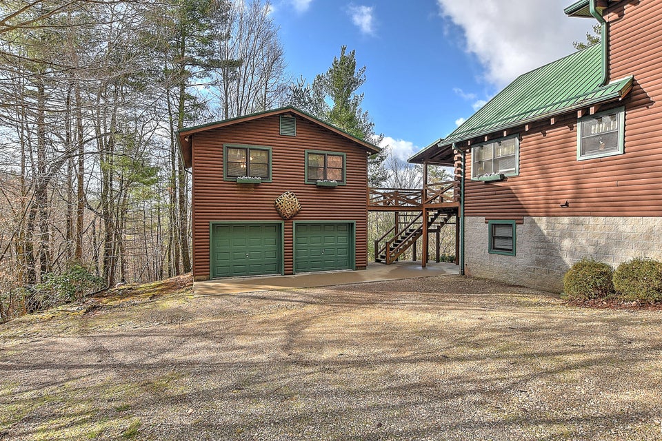 Photo #13: 109 Hemlock Drive