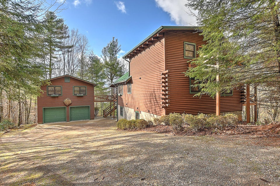 Photo #15: 109 Hemlock Drive