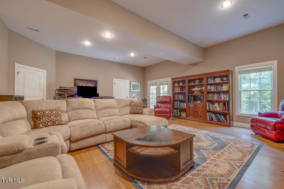 Photo #47: 128 Allison Timbers Road