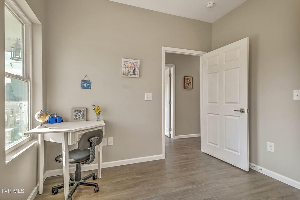 Photo #28: 1304 Virginia Avenue