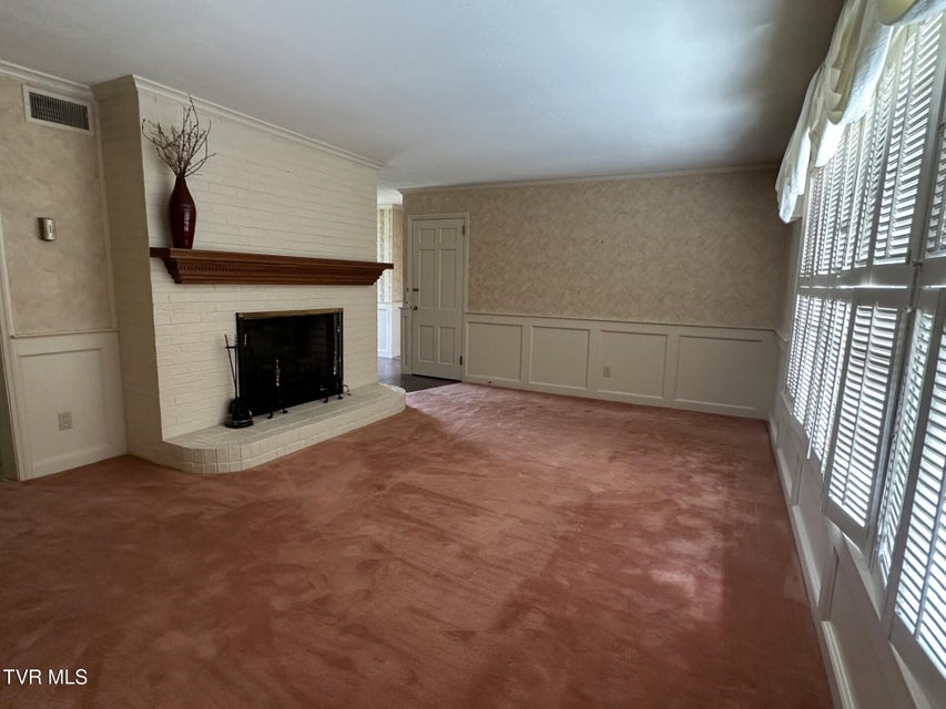 Photo #7: 226 Susong Lane