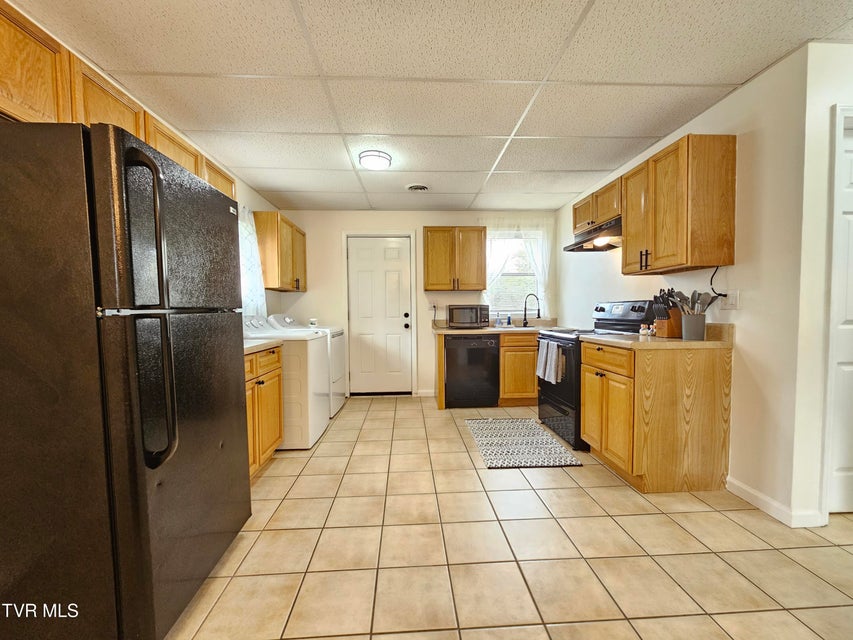 Photo #19: 2225 Signal Drive