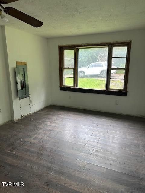Photo #23: 24003 White Oak Road