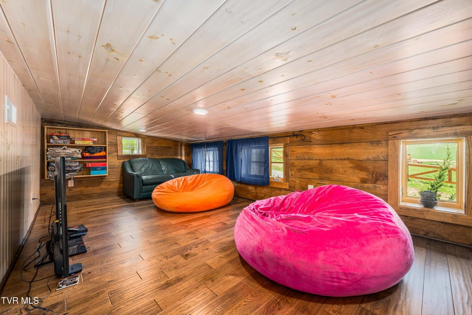 Photo #31: 110 River Lane