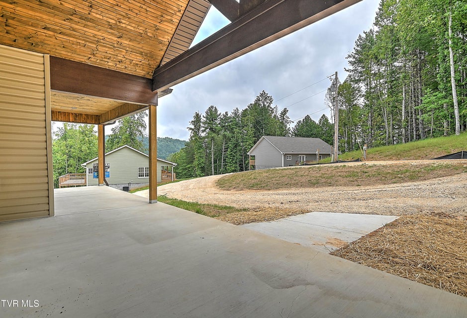 Photo #2: 512 Norris Rd ( Bridle Path) Road
