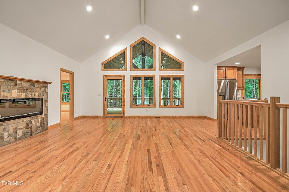Photo #5: 512 Norris Rd ( Bridle Path) Road